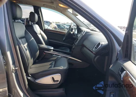 2010 Mercedes-Benz Gl 450 4Matic z USA, uszkodzony, nr VIN 4JGBF7BE2AA594543